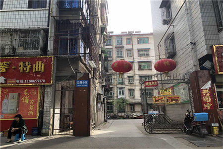 羊山公园旁公园春晓三室两厅精装修南北通透