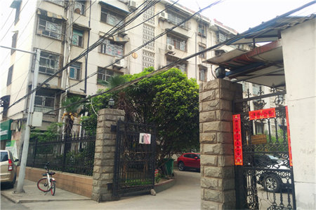 一般装修防水涂料刷几次